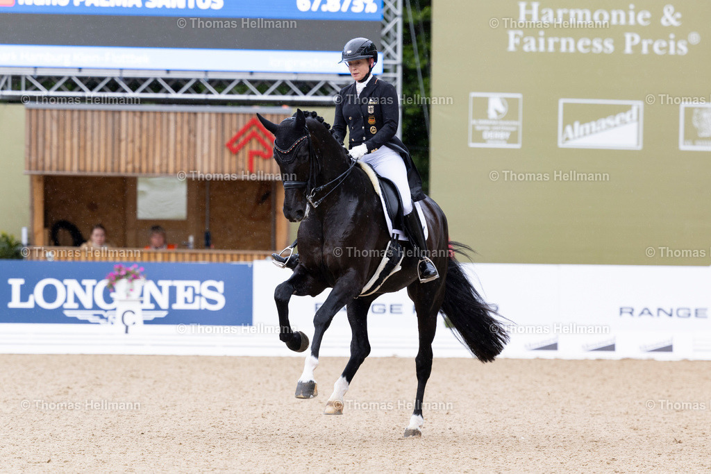 TH_405-WERTH Isabell (GER)_ Wendy de Fontaine_37725 | Deutsches Spring- und Dressur-Derby 2026 am 16.05.26 in Hamburg, 405WERTH Isabell (GER), Wendy de Fontaine