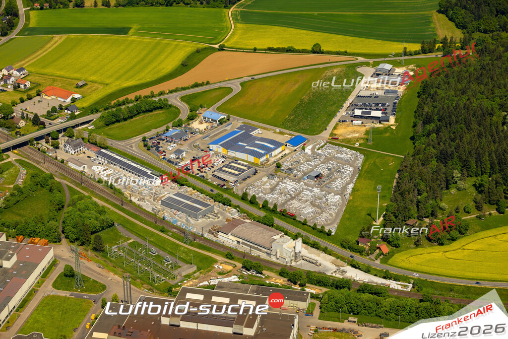 Das Luftbild zeigt Gewerbegebiet Amstetten - Die Luftaufnahme wurde 2023 vom UL-Flugzeug aus erstellt ( keine Drohne ) - Hochauflösende Luftaufnahme - Für grossformatige Ausdrucke geeignet. Die Geschenkidee !Mit Lizenz und Bildrechte bestellbar