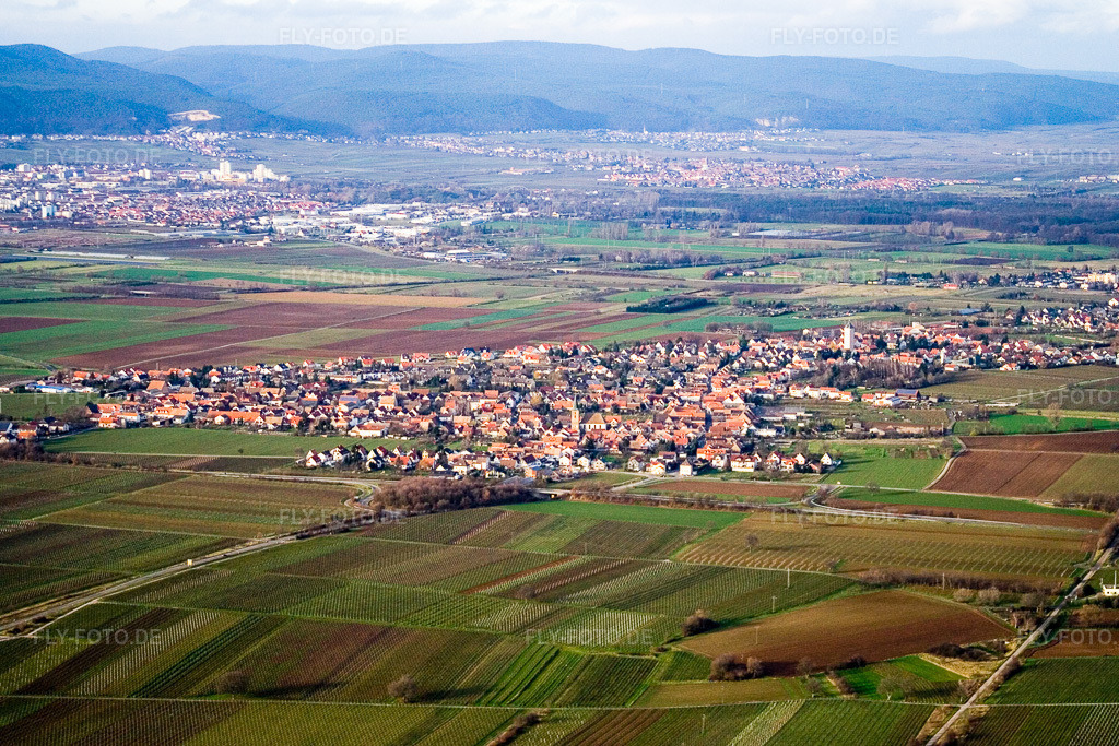 Luftbild: Ortsansicht aus Südosten im Ortsteil Lachen in Neustadt im Bundesland Rheinland-Pfalz in Deutschland. Foto: IMG_5067.jpg vom 17.12.2006 durch Werner Riehm/FLY-FOTO.de
