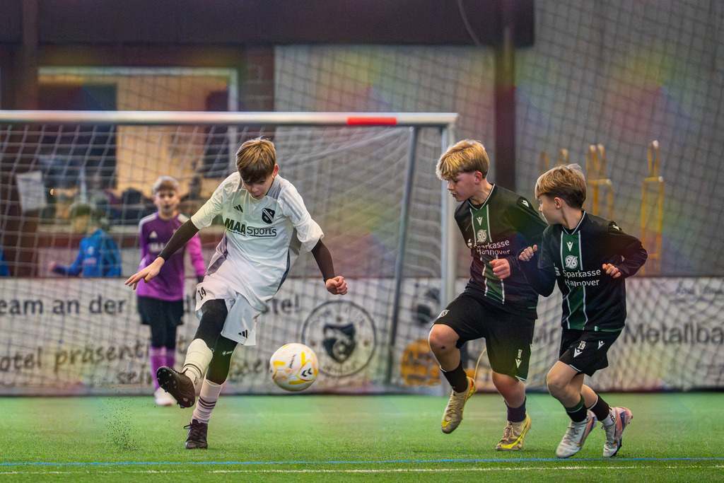 blr.pics-244 | Professionelle Fußball- und Sportfotografie. Spielbilder online ansehen und kaufen – Einzelbilder oder komplette Galerien in hoher Qualität. - Realisiert mit Pictrs.com