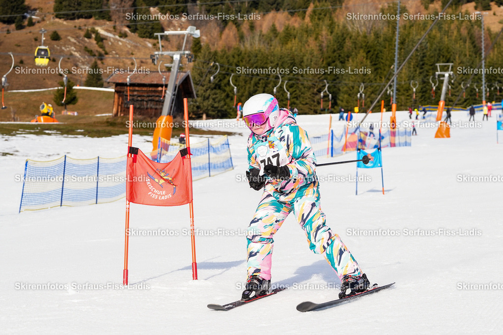 SRF_19.12.2025 0080 | SRF_19.12.2025 0080 - Realisiert mit Pictrs.com