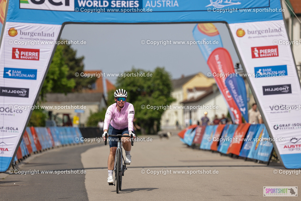 VJ__9996 | Neusiedlersee Radmarathon 2026@sportshot_your_pictrs #yourpictures#roadtowm2029 #nrm #neusiedlerseeradmarathon #neusiedlersee #neusiedlerseetourismus #burgenland #mörbisch #nrm26 #burgenlandtourismus #voglundco #poweredbyburgenlandtourismus #radsport #rad #marathon #ucigranfondo #visitburgenland #ucigranfondoworldseries