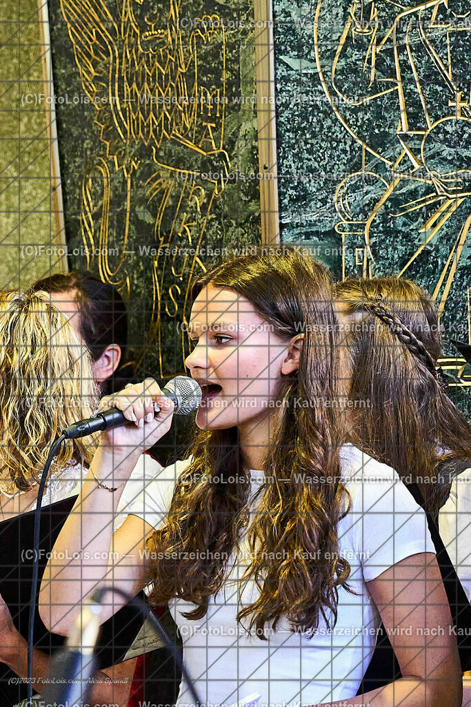 ALP2083_Pfarrfirmung Wieselburg_Chor-Musik | (C)FotoLois.com, Alois Spandl, Pfarrfirmung in Wieselburg mit Firmspender Eduard Gruber (ehemaliger Generalvikar der Diözese St. Pölten), Sa 3. Juni 2023.