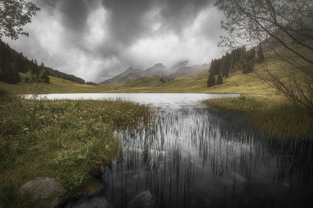 A7408192-Bearbeitet | Landschaftsfotografien und Naturfotografien (Schweiz, Europa) auf Leinwand, Postkarten und Poster. Wähle dein Lieblingsfoto und entscheiden selber, welches Fotoprodukt du bestellen willst. Grosse Auswahl an Karten zum Versenden und Verschenken. - Realisiert mit Pictrs.com