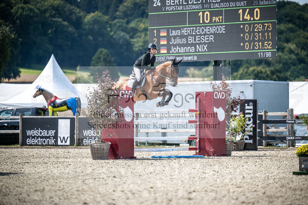 DOS_7380 | Entdecke hochwertige Reitturnierfotos von Foto Oger. Professionell, emotional und authentisch – jetzt Lieblingsmomente im Shop bestellen.Deutschlandweite Turnierfotografie. - Realisiert mit Pictrs.com