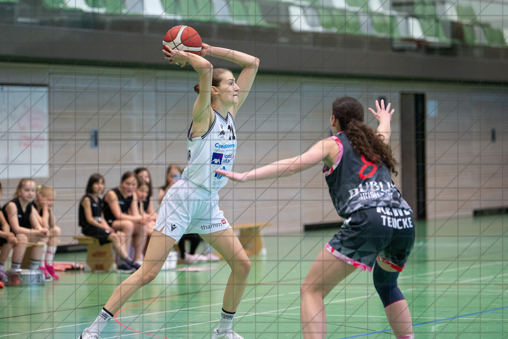 2. DBBL PlayOff 24/25 | 06.04.2025 | BBC OS vs. Dillingen Diamonds | 1/8-Finale, 1. Spiel | 2. DBBL PlayOff 24/25 | 06.04.2025 | BBC OS vs. Dillingen Diamonds | 1/8-Finale, 1. Spiel  - - - - - CREDIT, www.bullenfotos.de, Martin König, Hörner Weg 40, D-49078 Osnabrück, +4917663732967, Nutzung und Weitergabe nur zu den vereinbarten Zwecken. Presseanfragen an Urheber. Alle Rechte beim Urheber. - - - - - - Realisiert mit Pictrs.com