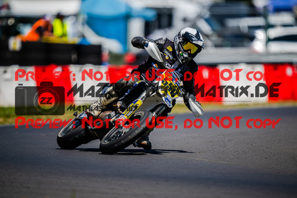 MaZZes_FotoMatrix_220702_8967 | S1