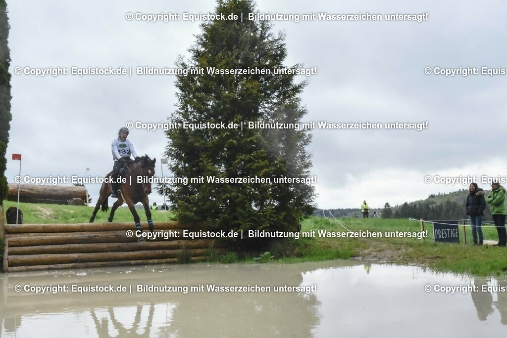 20230513_CCI2_Section2_Gelände_0495 | equistock