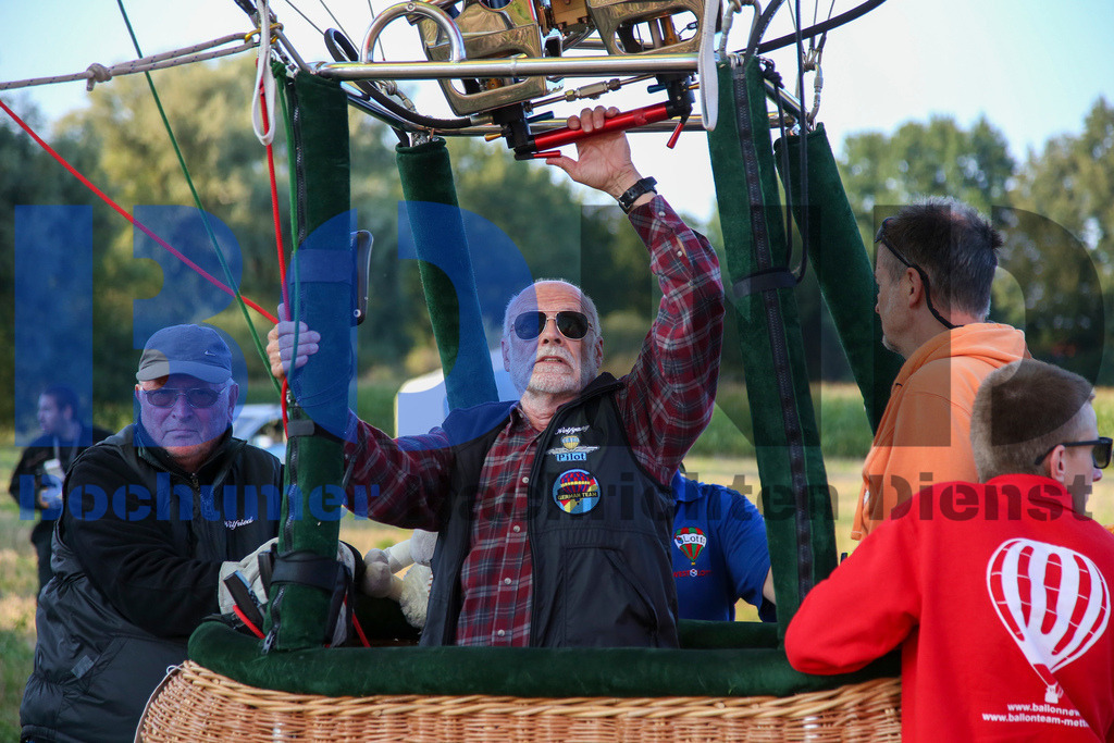  04.09.2021 - 
 | Sebastian Sendlak / Bochumer Nachrichtendienst (BOND) - Montgolfiade 2021 - Realisiert mit Pictrs.com