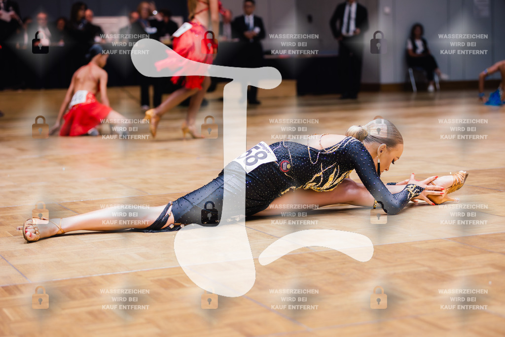 GOC 2025 - WDSF Solo Junior II Latin Female - 2025-08-21-8253 | Webshop for digital downloads and prints of dance sport, event & show photographer Julian Link - Realisiert mit Pictrs.com