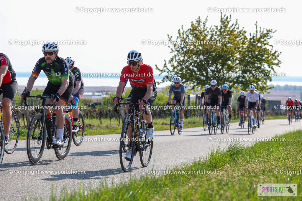 Neusiedlersee Radmarathon 2026 | @sportshot_your_pictrs #yourpictures#roadtowm2029 #nrm #neusiedlerseeradmarathon #neusiedlersee #neusiedlerseetourismus #burgenland #mörbisch #nrm26 #burgenlandtourismus #voglundco #poweredbyburgenlandtourismus #radsport #rad #marathon #ucigranfondo #visitburgenland #ucigranfondoworldseries