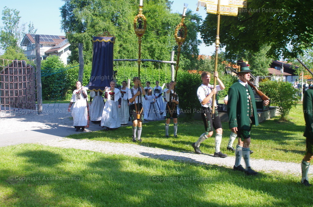 IMGP3034 | fotografiert von Axel PollmannLeonhardi Wallfahrt Benediktbeuern und Murnau, Fronleichnam, Fasching, Landschaft im Loisachtal und Benediktbeuern  - Realisiert mit Pictrs.com