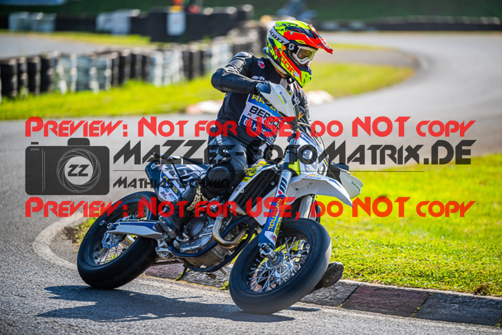 MaZZes_FotoMatrix_230916_6789 | UE40