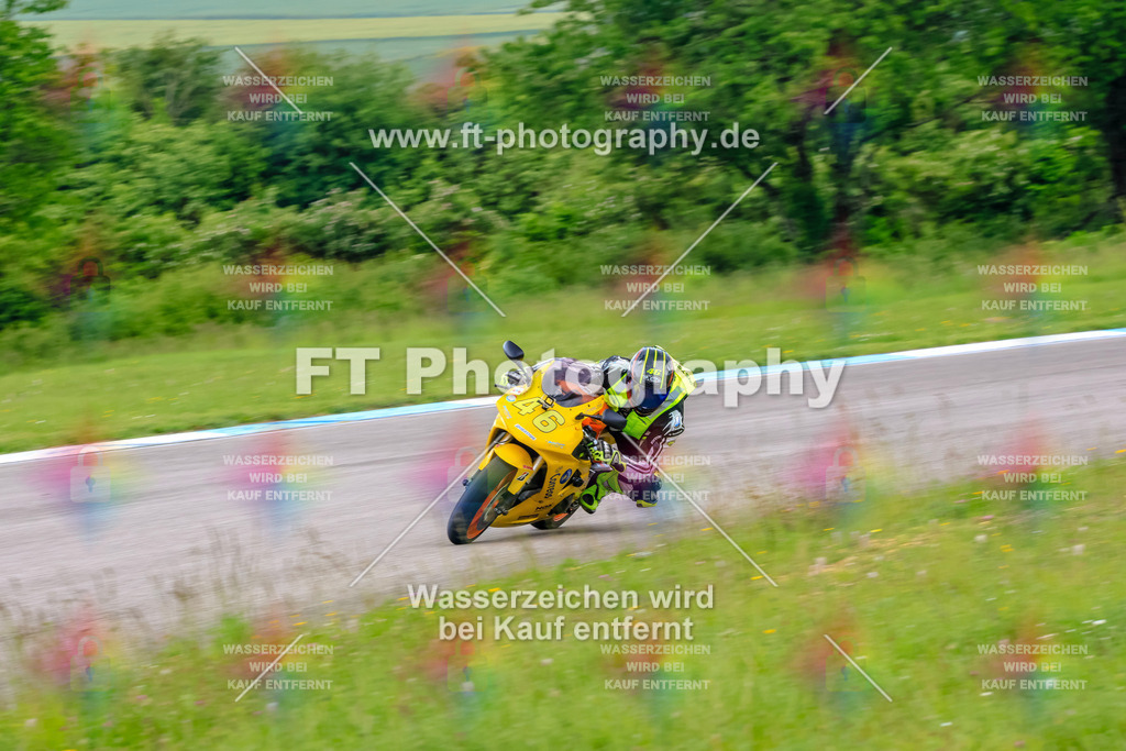 MotoTeam-3247 | Hier findet Ihr Bilder von Touristenfahrten auf der Nürburgring Nordschleife oder von anderen Veranstaltungen die ich besucht habe. Viel Spass beim Durch Schauen 
