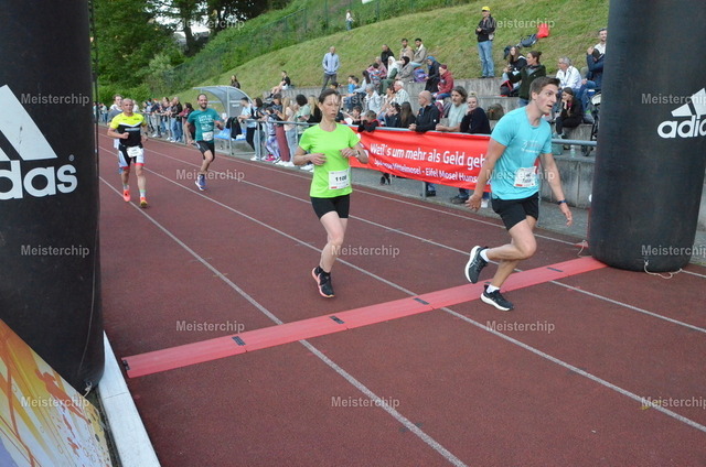 19-28-31_ | Meisterchip Fotoshop - Realisiert mit Pictrs.com