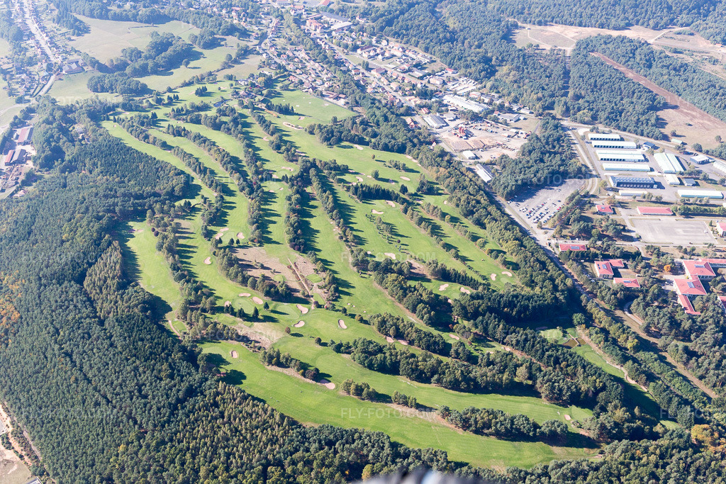 Aerial view: Golf de Bitche in Bitsch in the state Moselle, France. – Photo: IMG_095143.jpg taken on 10/16/2016 by Werner Riehm/FLY-FOTO.com – Resolution of the original: 5472 x 3648 px