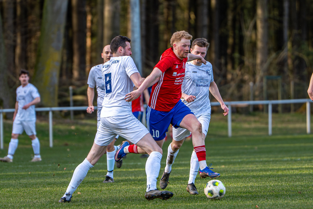 Fußball I Herren I Saison 2025-2026 I Halbfinale Kreispokal VEC I  BW Langförden - TV Dinklage II I 19443 | jns.sportfotos - Realisiert mit Pictrs.com