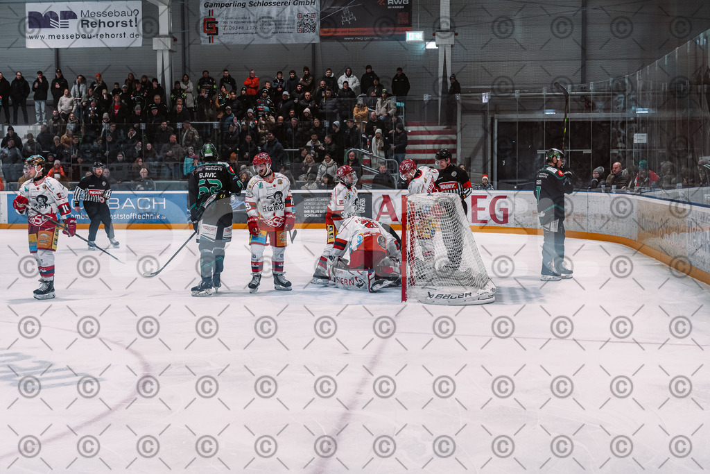 Alligators_vs_Deggendorf_30_11_2025-061 | Höchstadt Alligators Fotogalerie: Eishockey-Action aus Franken. Professionelle Spielfotos, Portraits & Stadionbilder zum Download. Jetzt entdecken! - Realisiert mit Pictrs.com