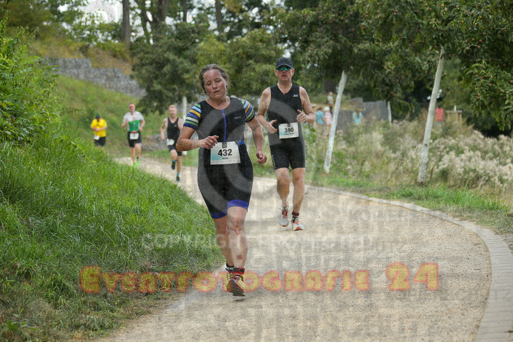 250824_1402_EX1_4751 | Sportfotografie im Rhein-Sieg Kreis, Köln, Bonn, NRW, Rheinland Pfalz, Hessen, etc. Unser Tätigkeitsfeld umfasst den Laufsport vom Volkslauf über den Marathon, Duathlon, Triathon bis zum Ultralauf wie Kölnpfad Ultra oder Schindertrail.