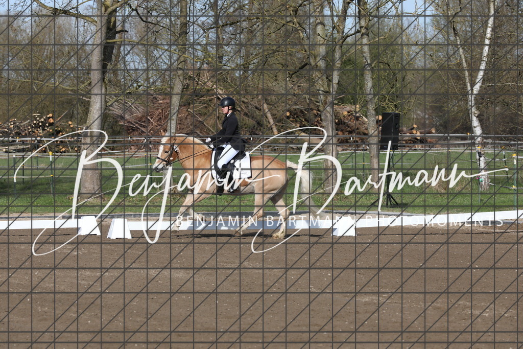 AZ2A2639 | Benjamin Bartmann Photomoments