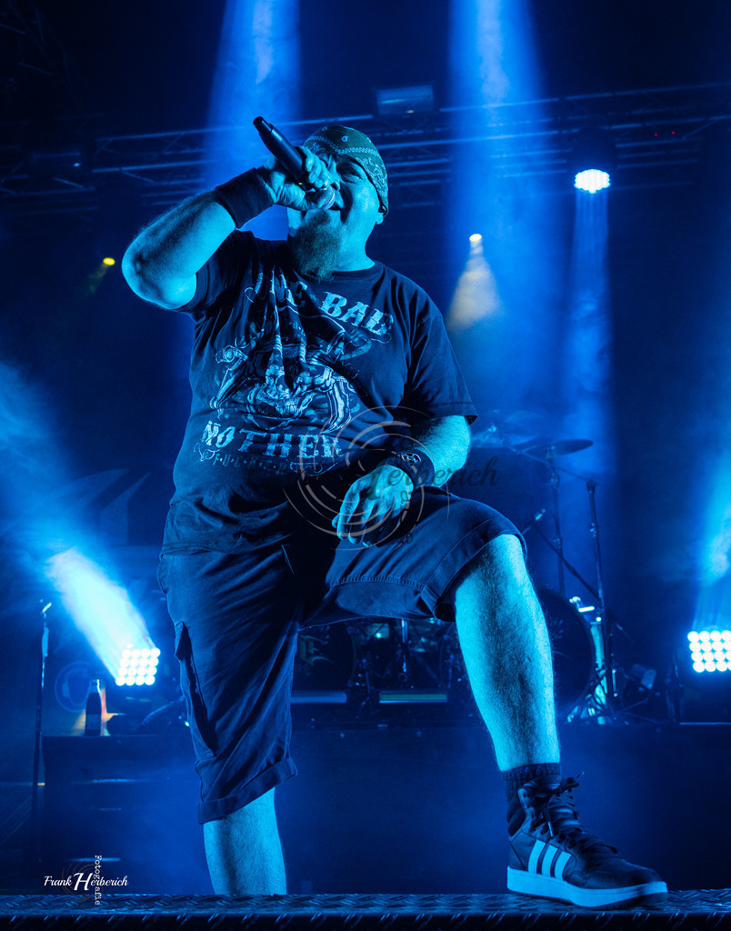 Justice Geiselwind 21.03.2026 | Frank Herberich Fotografie, Frank Herberich, Fotografie, Hochzeit, Portrait, St. Peter Ording, Ording, Westerhever, Nordsee, Frank Fotografie, Hardheim,  Odenwald,Walldürn, Band,Eventfotografie - Realisiert mit Pictrs.com