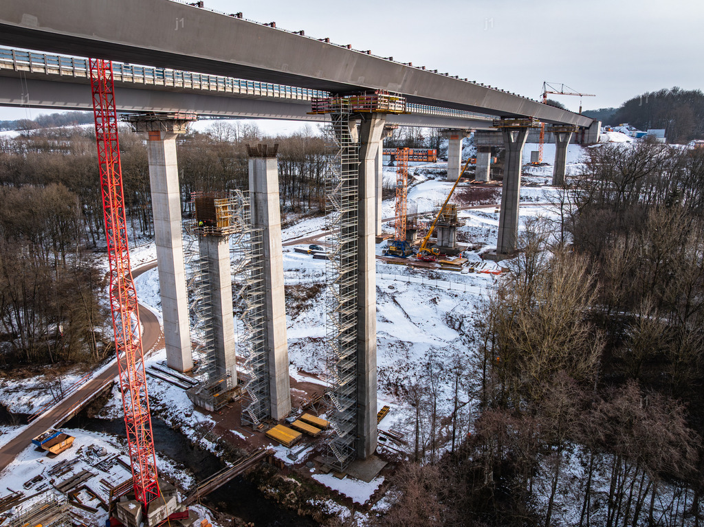 2026-02-04_Oberthulba_106 | Luftbild, Drohne, Multicopter, Bayern, Luftbilder, Luftbildshop, Jan R. Schäfer, aerialphotography, Abzüge, Luftaufnahmen, J1-Luftbild, J1-Fotografie und Luftbildservice, Würzburg, fineart, Abzüge, Drucke, Glasdruck - Realisiert mit Pictrs.com