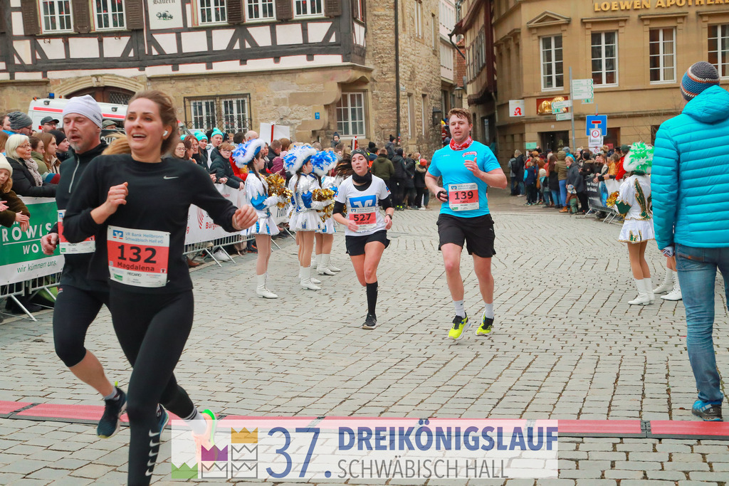 VR Bank Hauptlauf 10000m | 3 Koenigslauf 2023 - Realisiert mit Pictrs.com
