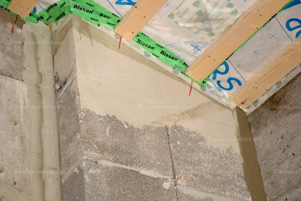 bib-lg08-schornstein-0084 | Nach LV-Leistungsgruppen sortierte Detailfotos über den Bau eines Hauses. Alle Hausbau-Bilder direkt vom Urheber und Autor der Website Haus-Selber-Bauen.com