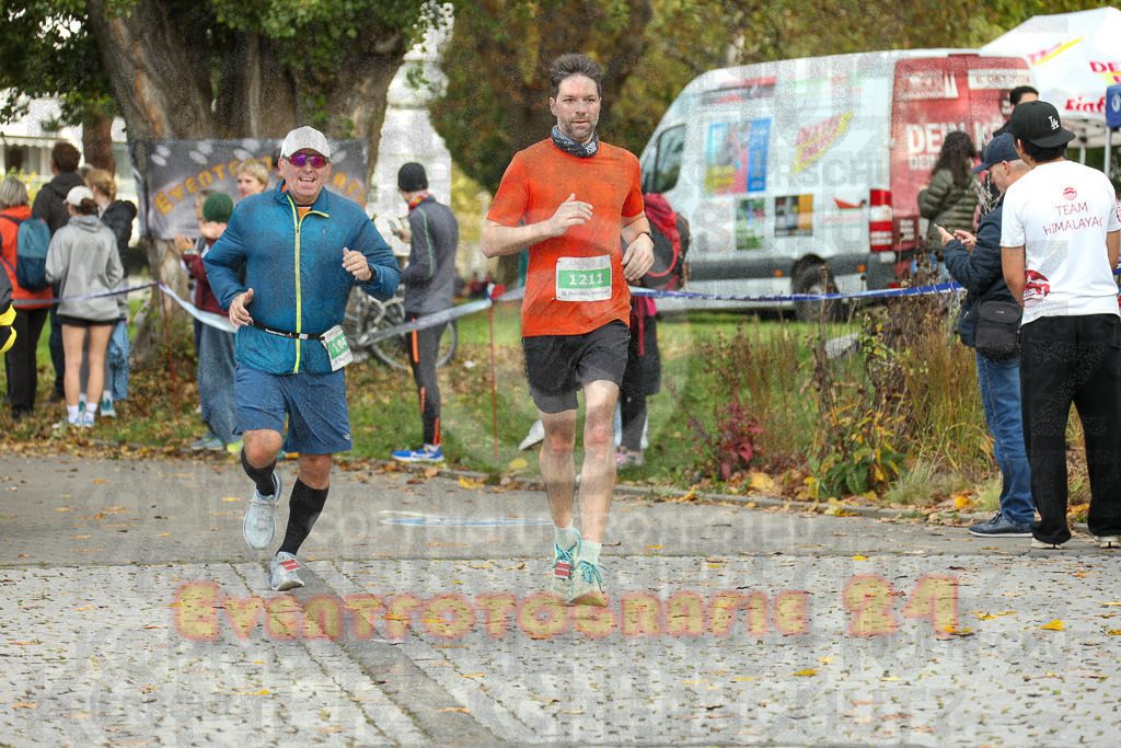 241020_1109_EX1_1242 | Sportfotografie im Rhein-Sieg Kreis, Köln, Bonn, NRW, Rheinland Pfalz, Hessen, etc. Unser Tätigkeitsfeld umfasst den Laufsport vom Volkslauf über den Marathon, Duathlon, Triathon bis zum Ultralauf wie Kölnpfad Ultra oder Schindertrail.
