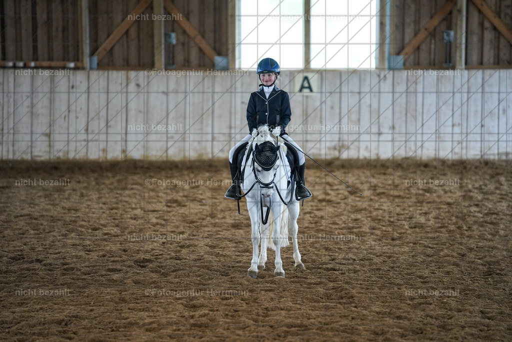 20230518-FAH04004 | Frühjahrsturnier, landberg am Lech, 2023, Reitclub Landsberg, Turnierbilder, Fotos Turnier Landsberg, Fotoagentur Herrmann, Turnierfotografen Bayern, reitsport Fotograf, Pferde Fotograf