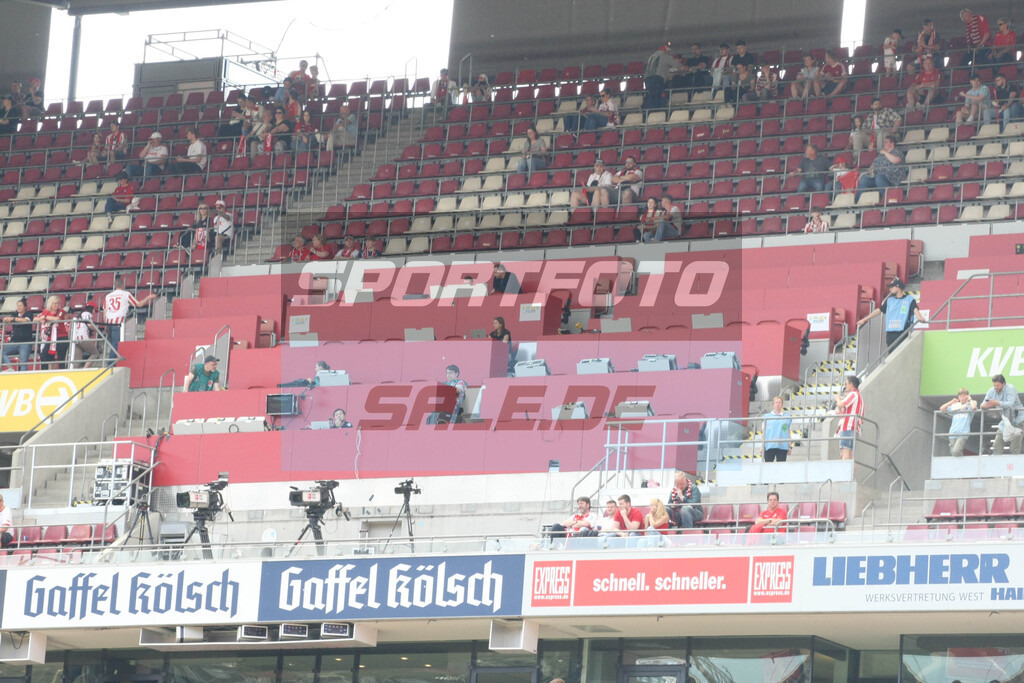 1. FC Köln - Union Berlin | Pressetribüne im RheinEnergieStadion - © Sportfoto-Sale (MK) - Realisiert mit Pictrs.com