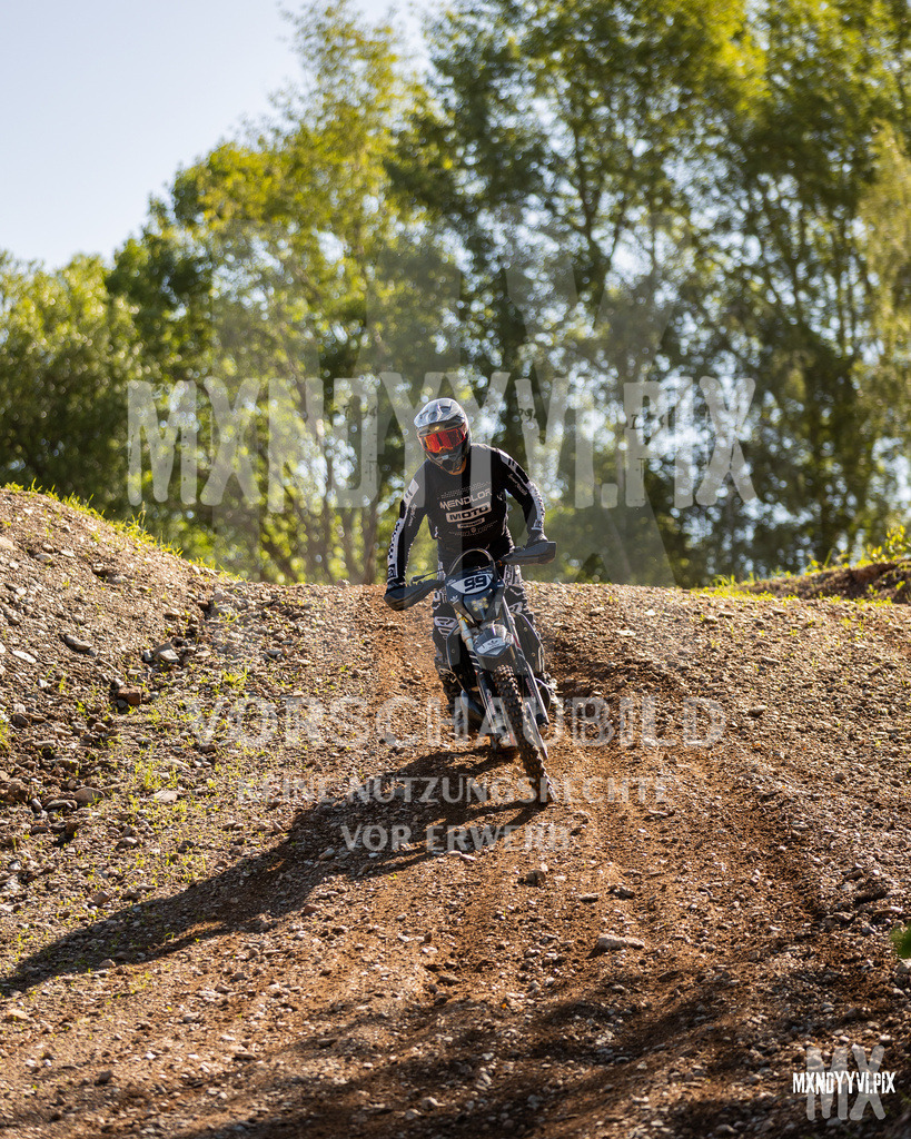 866A0683 | mxndyyvipix