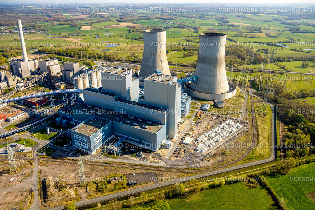 Hamm260400037Uentrop | Luftbild, RWE Kraftwerk Westfalen, Batteriespeicher und Stellplatz, Kernkraftwerk THTR-300 (Thorium-Hoch-Temperatur-Reaktor), Hochtemperaturreaktor heliumgekühlt, Kugelhaufenreaktor, Kernkraftwerk und Atomkraftwerk, Uentrop, Hamm, Ruhrgebiet, Nordrhein-Westfalen, Deutschland
