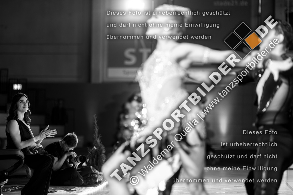 20260322-00905 | Hier finden Sie Tanz Bilder vom Latein und Standard Formationen tanzen. Sportbilder vom Tanzsport. Schöne Fotos und von Weltmeisterschaft, Europameisterschaft, Bundesliga, Regionalliga, Oberliga und Landesliga sowie von GOC Stuttgart, DanceComp, WM Bremen