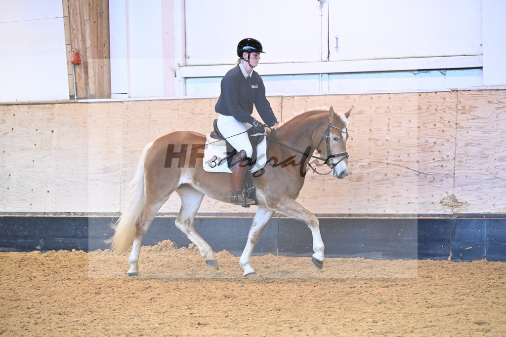 Kat-Nr. 3 Wayana_Reiter_6222167 | hf-fotografie - Realisiert mit Pictrs.com