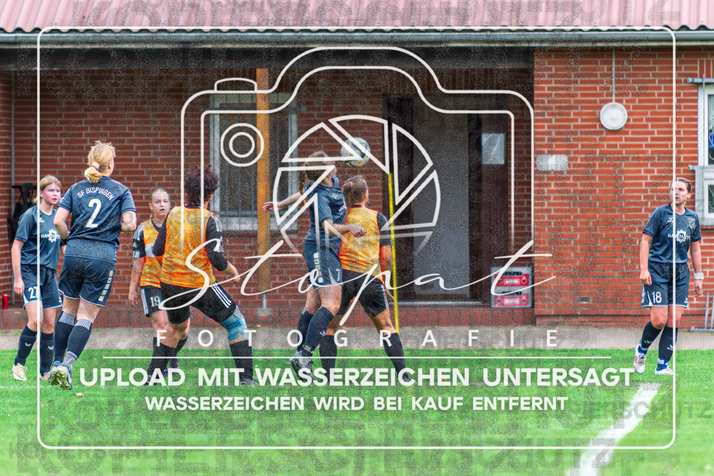 SFBSGF-1027 | Maxime Wachs (SF Bispingen #07) beim Damen Kreisliga HK/CE Spiel zwischen Sportfreunde Bispingen und SG Fulde im Sportplatz Steinbeck/Luhe, Bispingen (Simon Paul Stopat) - Realisiert mit Pictrs.com