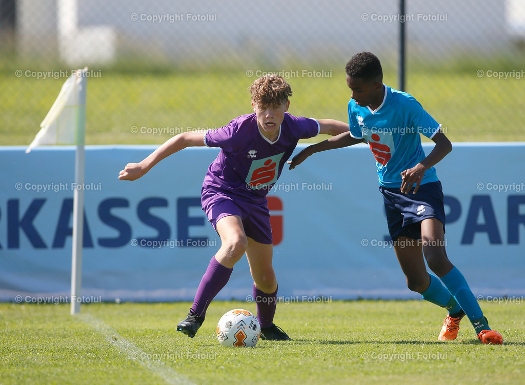 A_LUI_010622_70 | SPORT,FUSSBALL,SPARKASSE SCHUELERLIGA LANDESFINALE 2022 PETTENBACH 01.06.2022 IM BILD: (LAMBACH VIOLETT) UND (ROHRBACH BLAU) FOTO.FOTOLUI