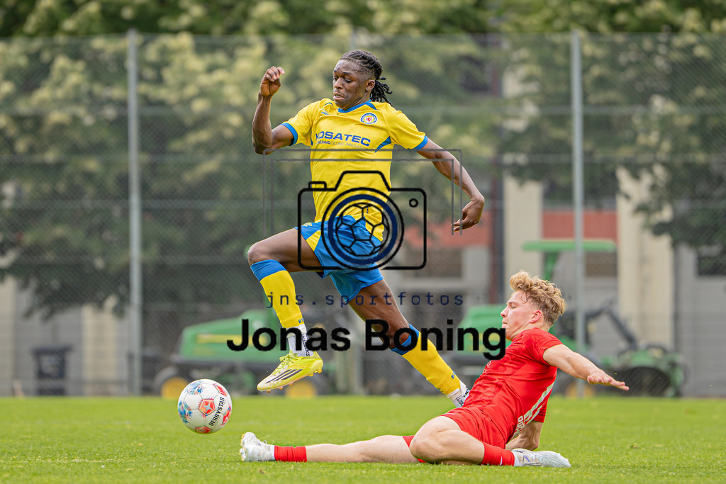 Fußball I Herren I Saison 2026-2027 I Testspiel I Eintracht Braunschweig U23 - Blumenthaler SV I 0872 | jns.sportfotos - Realisiert mit Pictrs.com