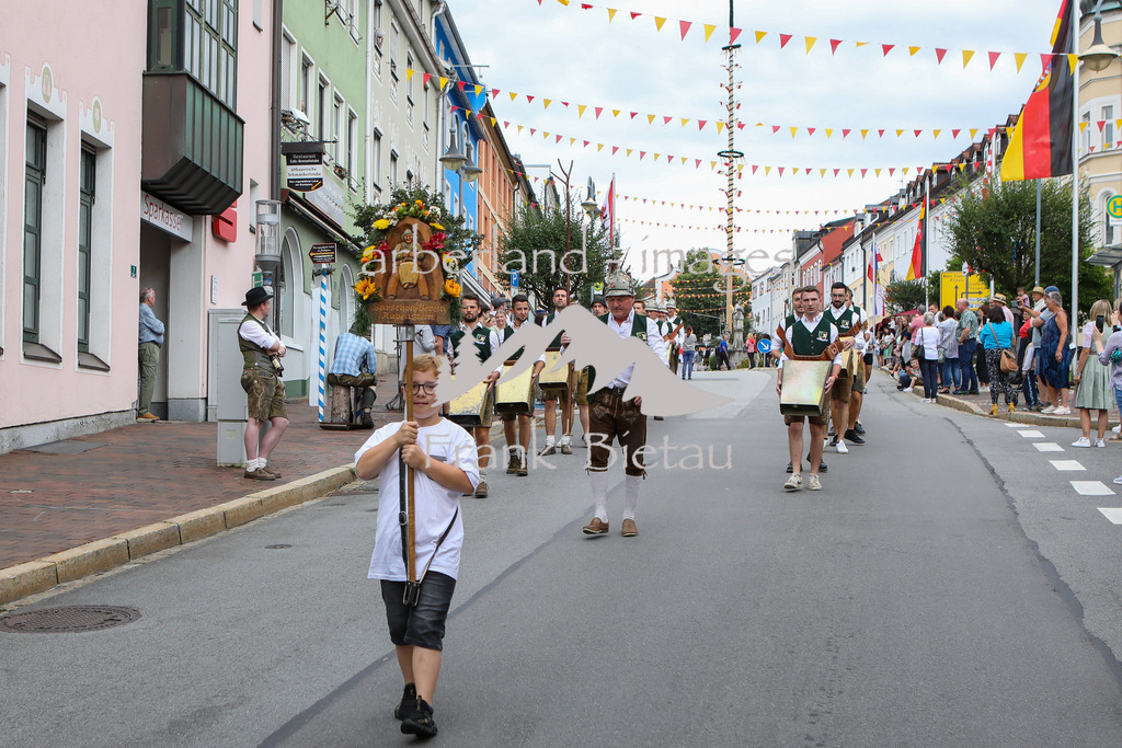 OE7A1444 | die Festeröffnung in Zwiesel mit prominentem Besuch, Ministerpräsident Markus Söder sowie Minister Hubert Aiwanger.