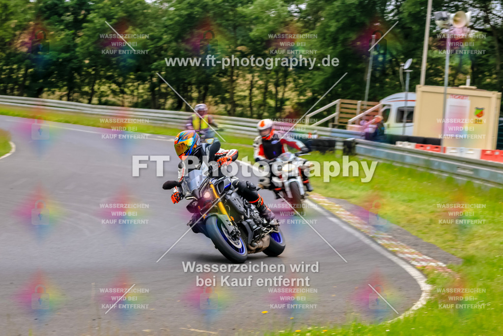 VBK-7474 | Hier findet Ihr Bilder von Touristenfahrten auf der Nürburgring Nordschleife oder von anderen Veranstaltungen die ich besucht habe. Viel Spass beim Durch Schauen 