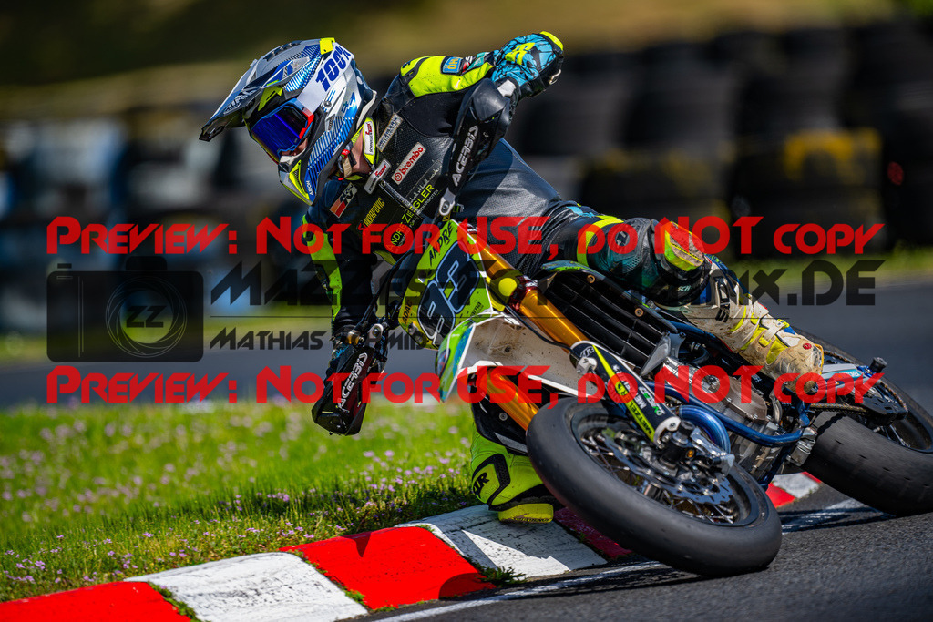 MaZZes_FotoMatrix_240430_6007705_1077 | Fotograf Mathias Schmid
Sportfotograf,
Eventfotograf,
Hochzeitsfotograf,
Portraitfotograf