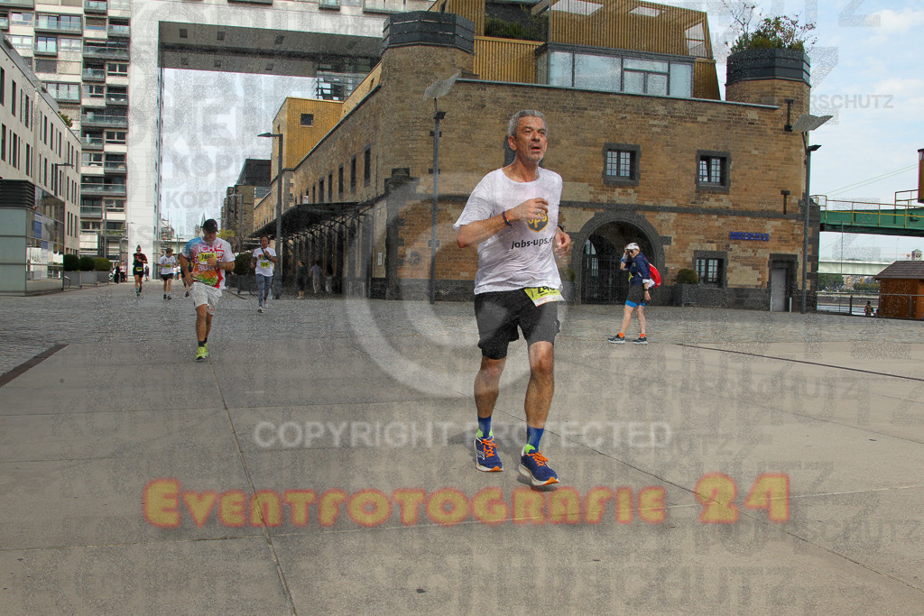 250920_1326_EV4_5525 | Sportfotografie im Rhein-Sieg Kreis, Köln, Bonn, NRW, Rheinland Pfalz, Hessen, etc. Unser Tätigkeitsfeld umfasst den Laufsport vom Volkslauf über den Marathon, Duathlon, Triathon bis zum Ultralauf wie Kölnpfad Ultra oder Schindertrail.