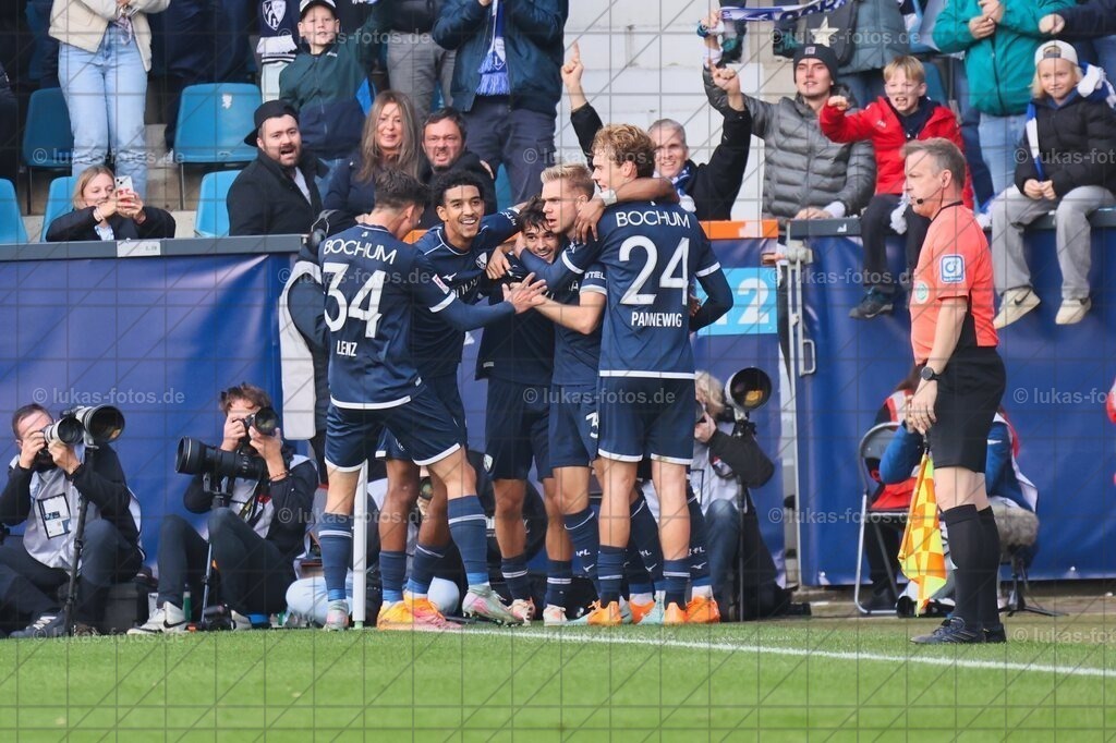 Wätjen, Tor, VfL Bochum, Magdeburg | Wätjen, Tor, VfL Bochum, Magdeburg, Jubel - Realisiert mit Pictrs.com