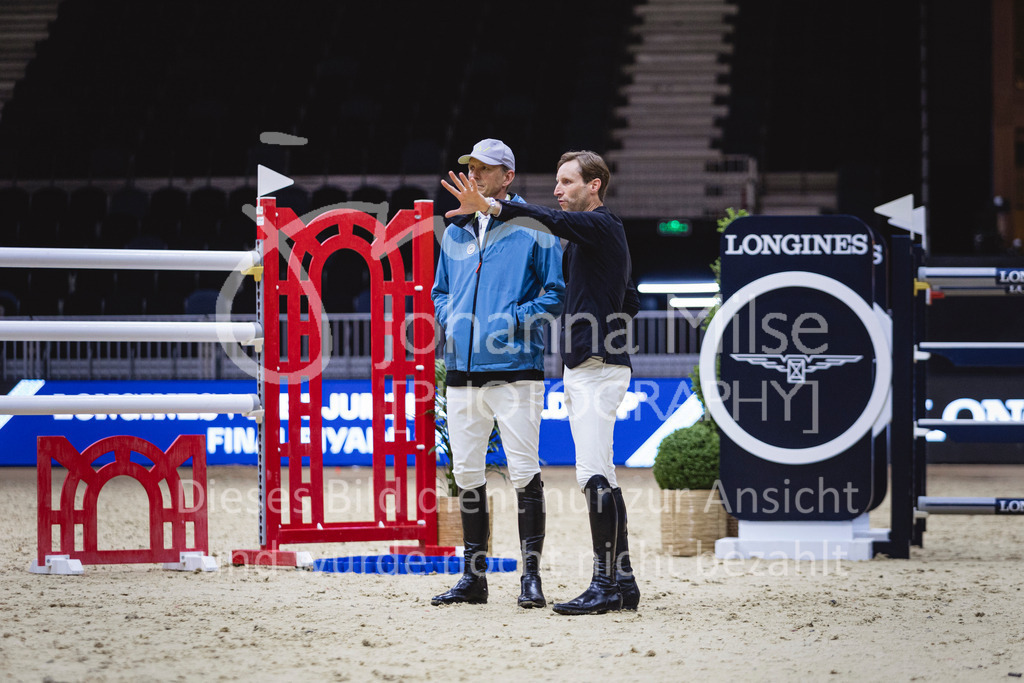 240417_Riyadh_Jumping-411 | Deine schönsten Turniermomente als professionelle Fotos! Entdecke hochwertige Pferdesport-Fotografie im Online-Shop. Jetzt Fotos finden & bestellen!