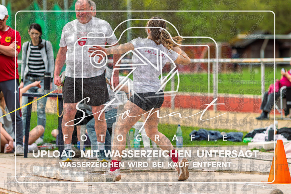 KMHK-1143 | Kreismeisterschaften Leichtathletik-Wurf Heidekreis 2026 im Boehmewaldstadion, Soltau (Simon Paul Stopat) - Realisiert mit Pictrs.com