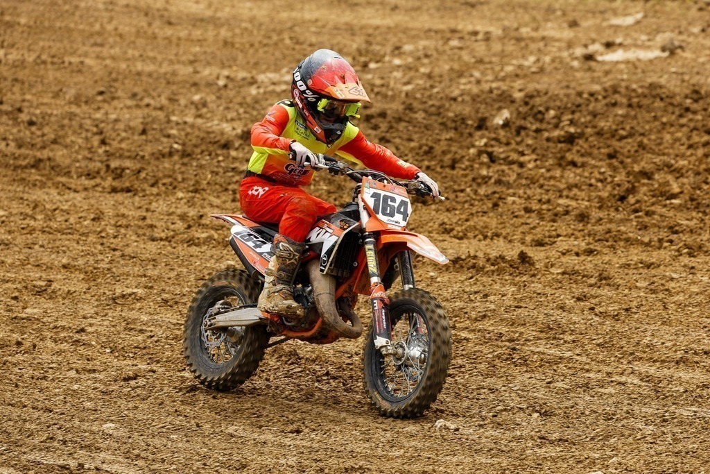 Motocross_Gerstetten_250802_3295 | Fotopresso – Sportfotografie in Heidenheim & Umgebung. Professionelle Sportfotografie für unvergessliche Momente. Dynamische Action-Shots, emotionale Szenen & hochwertige Bilder. - Realisiert mit Pictrs.com