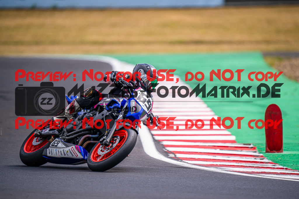 MaZZes_FotoMatrix_220625_0847 | TWINCUP