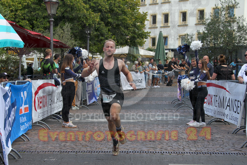 250824_1252_EV4_9592 | Sportfotografie im Rhein-Sieg Kreis, Köln, Bonn, NRW, Rheinland Pfalz, Hessen, etc. Unser Tätigkeitsfeld umfasst den Laufsport vom Volkslauf über den Marathon, Duathlon, Triathon bis zum Ultralauf wie Kölnpfad Ultra oder Schindertrail.
