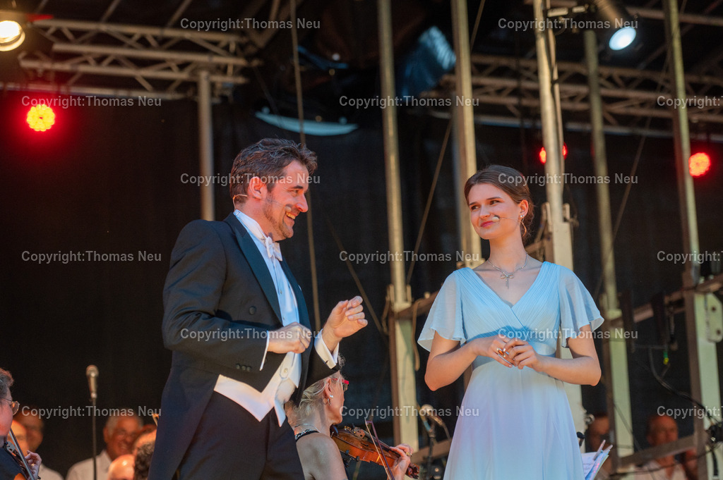 DSC_3005 | 28.06.2025, Bensheim, Auerbach, Opern Air im Staatspark Fürstenlager,  von links: Cosima Seitz, Markus Francke und Emma Kindinger,, Bild: Thomas Neu