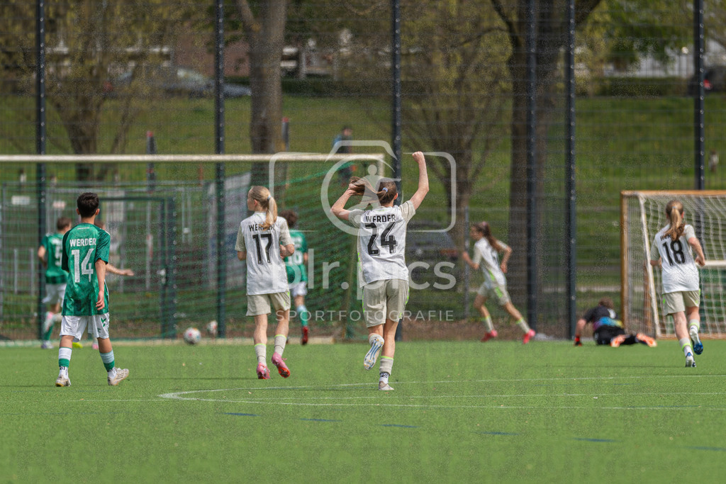 _DSC2899 | Professionelle Fußball- und Sportfotografie. Spielbilder online ansehen und kaufen – Einzelbilder oder komplette Galerien in hoher Qualität. - Realisiert mit Pictrs.com